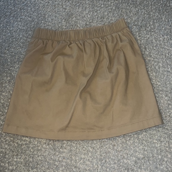 Girls Old Navy uniform skirt. XL 14/16 - Picture 4 of 4
